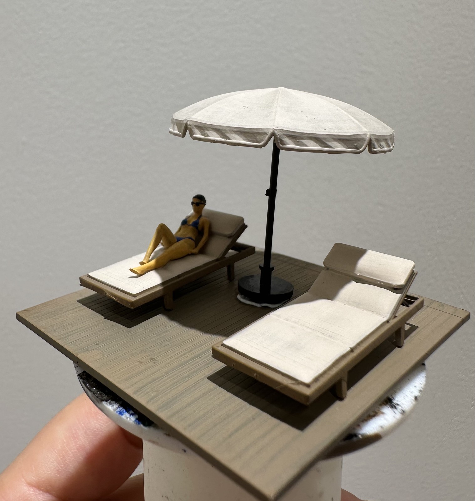 Diorama 1/64 Sun Bathing Micro - Tools Workshop Kids 评论和价格